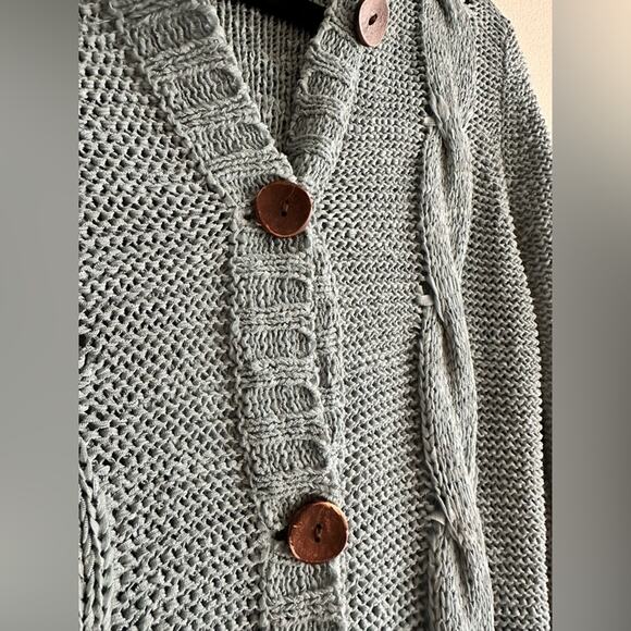 Y2K BCBGMaxazaria Knit Cardigan Hooded Blue Sweater Wood Buttons Size Large - Picture 2 of 8